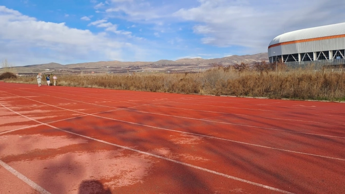 Malatya'nın terk edilmiş olimpik pisti