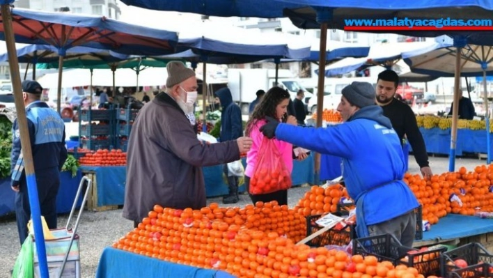 Mamak'ta zabıta ekiplerinin Korona virüs mesaisi sürüyor