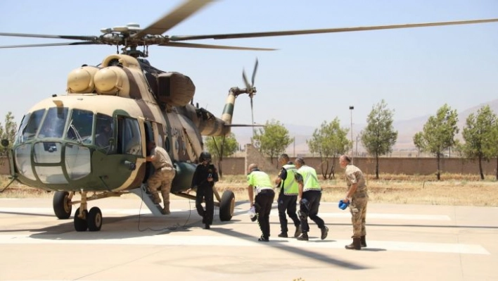 Mardin'de helikopterle havadan trafik denetimi yapıldı