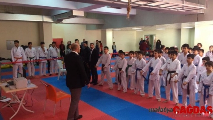 Mardin'de okullar arası karate seçmeleri yapıldı