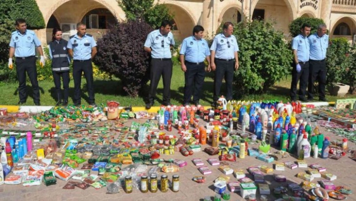 Mardin'de tarihi geçmiş bebek maması satacaklardı, zabıta o ürünlere el koydu