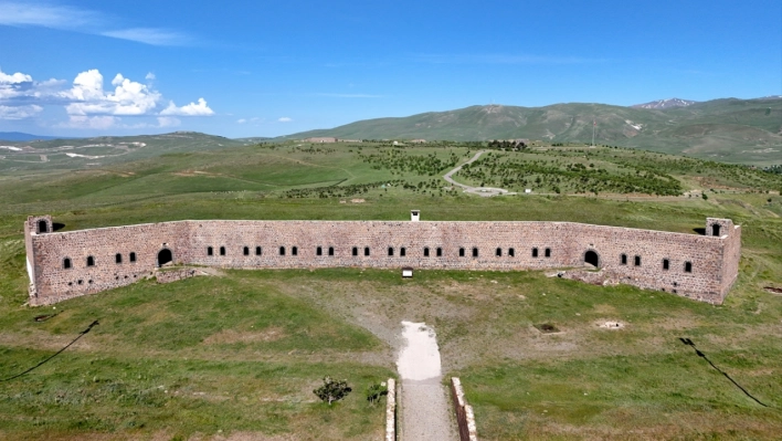 Mecidiye Tabyası tüm ihtişamıyla ayakta duruyor