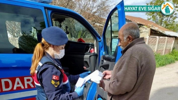 Mehmetçik, 65 yaş üstüne vefa hizmetini sürdürüyor