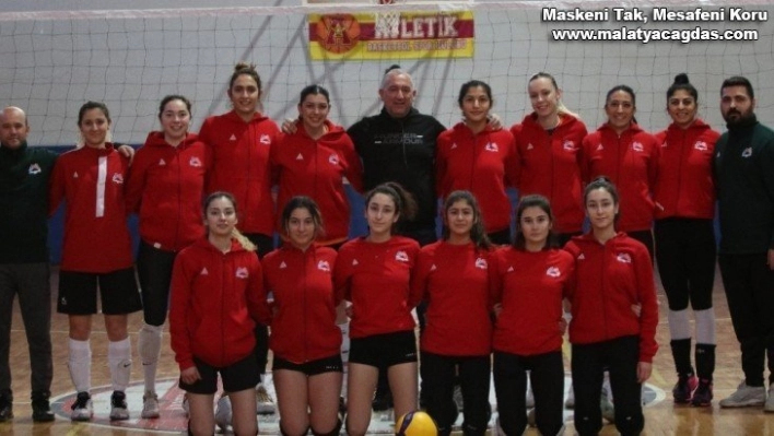 Mersin BŞB'de hedef play-off