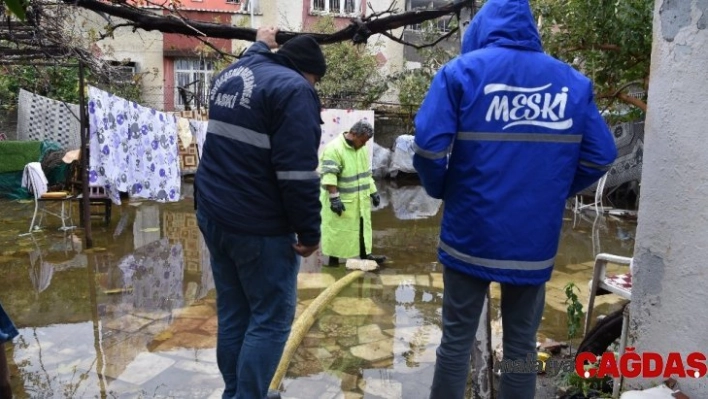 Mersin Büyükşehir Belediyesi'nden Adana'ya dost eli