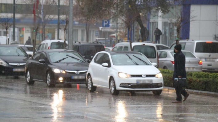 Meteorolojiden kuvvetli yağış uyarısı