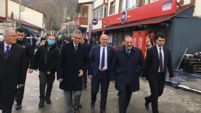 MHP'den Olur'a yoğun katılımlı çıkarma