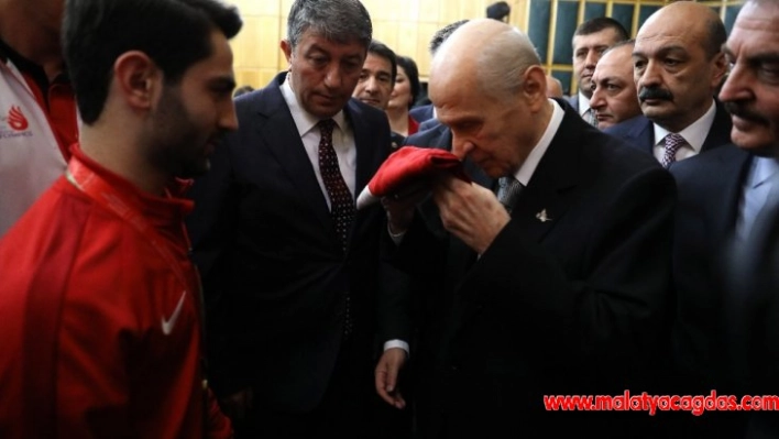 MHP lideri Bahçeli, İYİ Parti'deki istifaları değerlendirdi