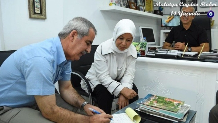 Milletvekili Çalık  Kızılay'a Kurban Bağışında Bulundu