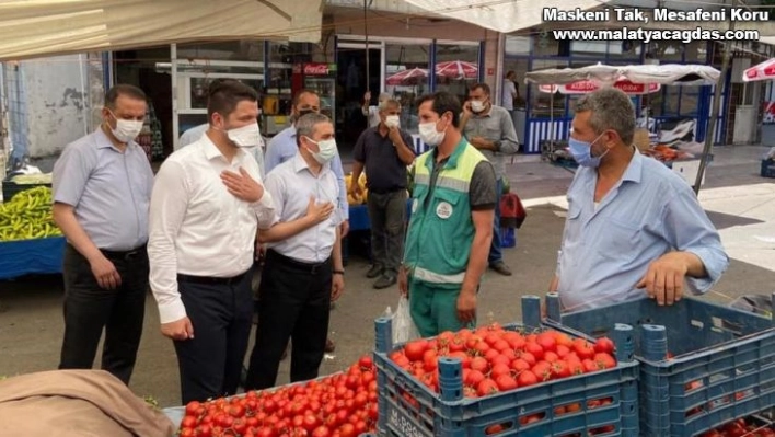 Milletvekili Toprak, esnaf buluştu