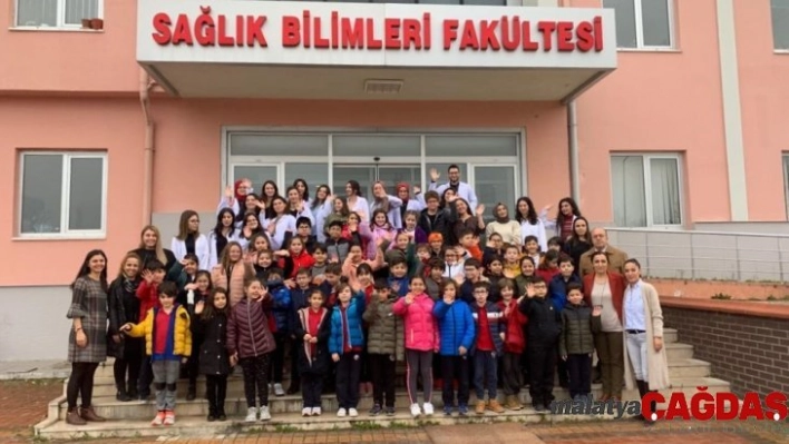 Minik öğrencilere animasyonlu beslenme eğitimi