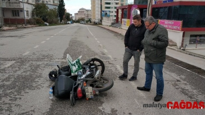 Motosiklet otomobil ile çarpıştı: 1 yaralı