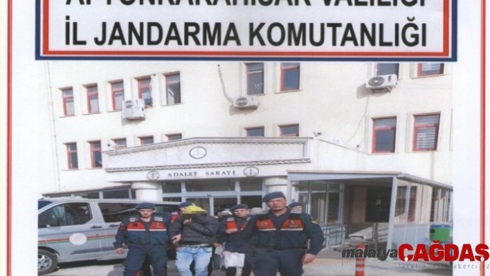 Ne bulduysa çaldı, montundan çıkanlar şok etti