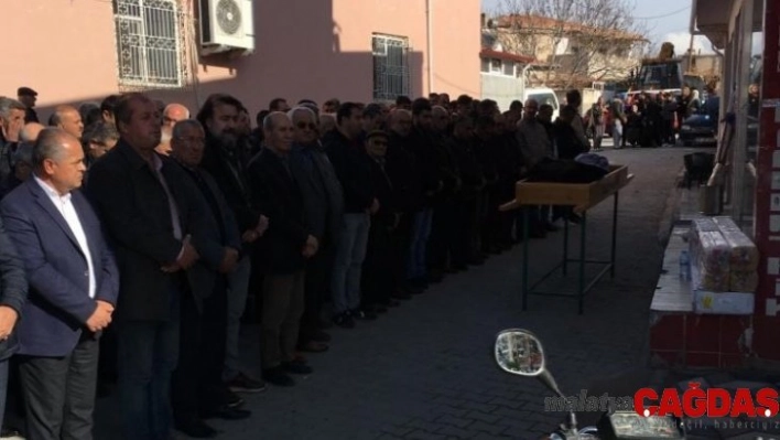 Niğde'de intihar eden CHP'li yönetici toprağa verildi