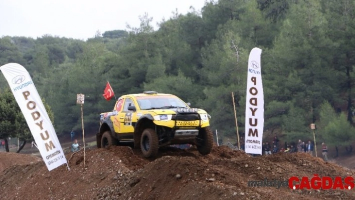 Off-Road yarışları nefes kesti