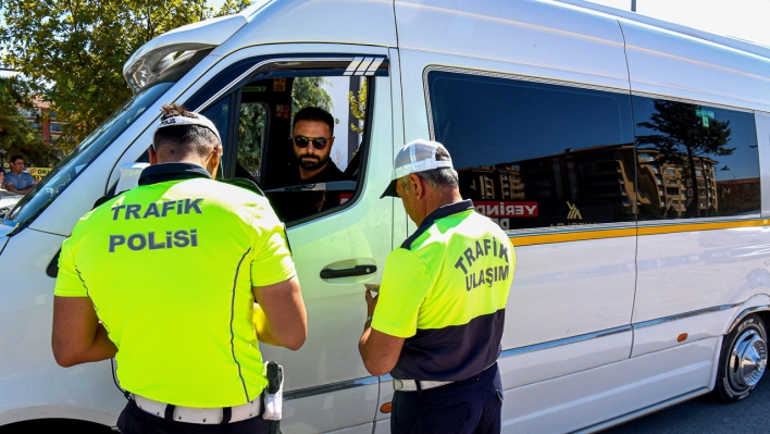 Öğrenci servislerine sıkı denetim