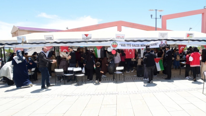 Öğrenciler ve akademisyenlerin İsrail'e yönelik protesto eylemleri devam ediyor