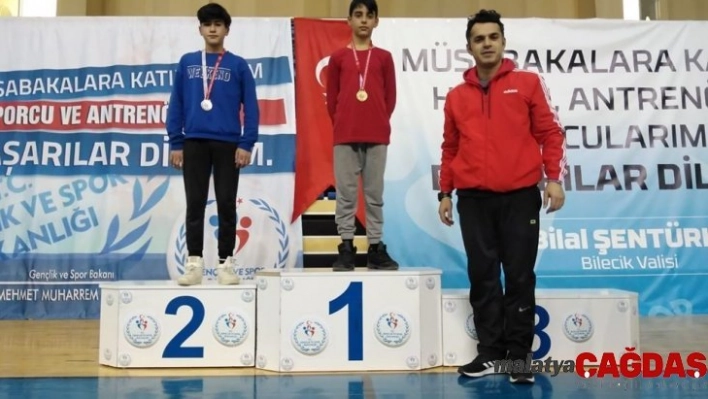 Okul Sporları Küçük Yıldızlar Güreş Müsabakaları sona erdi