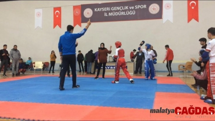 Okullar arası Gençler A-B Kickboks İl Birinciliği Müsabakaları Tamamlandı