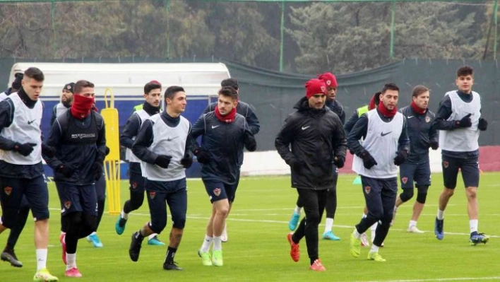 Ömer Erdoğan: 'Çok oyuncu izledik, içimize sinen oyuncu yok'