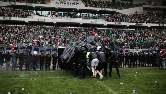 PFDK, Bursaspor'a 9 maç seyircisiz oynama cezası verdi