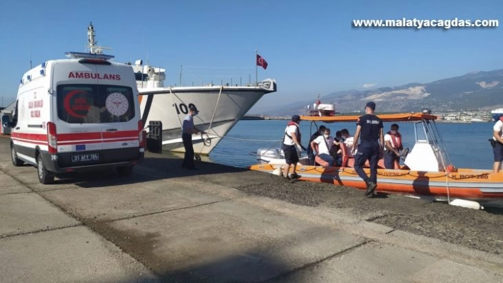 Rahatsızlanan gemi kaptanının yardımına Sahil Güvenlik koştu