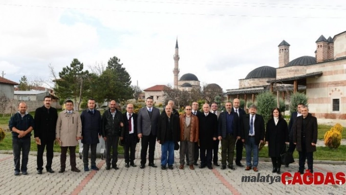 Rektör Çomaklı, Sücaaddin Veli Kültür ve Turizm Derneğini ziyaret etti