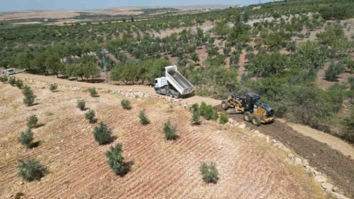 Şahinbey'de çiftçiye yol desteği