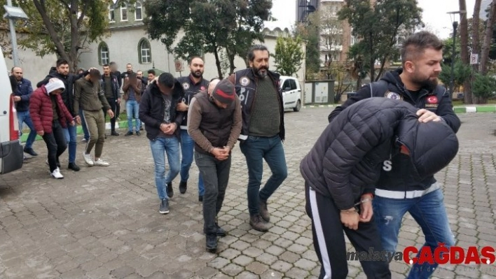 Samsun'da uyuşturucudan gözaltına alınan 6 kişi adliyeye sevk edildi