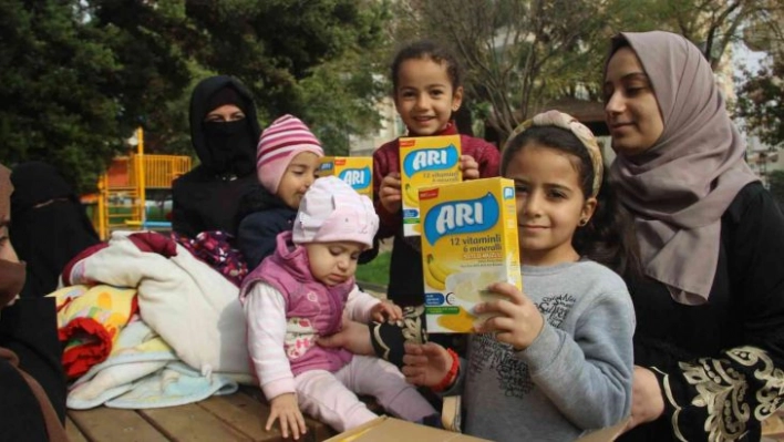 Şanlıurfa'da 60 aileye bebek maması dağıtıldı