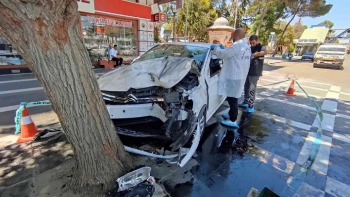 Şanlıurfa'da otomobil yayaların arasına daldı: 5 yaralı