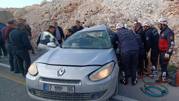 Şanlıurfa'da tır ile otomobil çarpıştı: 1 yaralı