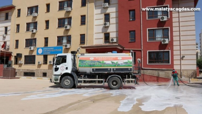 Şanlıurfa'da yüz yüze eğitim öncesi okullarda kapsamlı temizlik