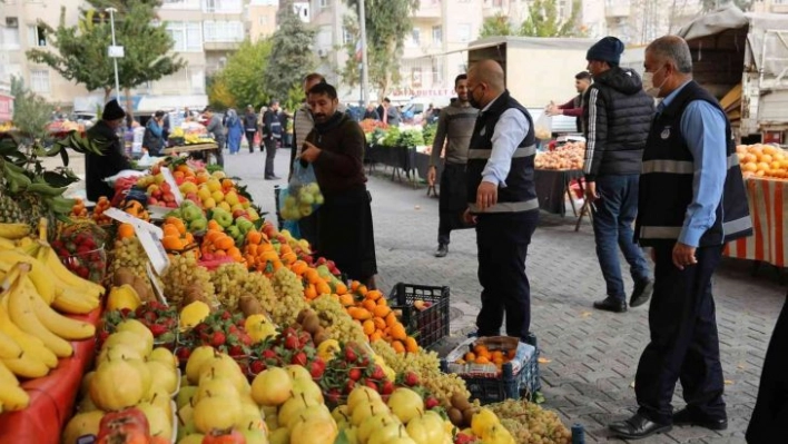 Şanlıurfa'da zabıtalar pazar yerlerine denetim