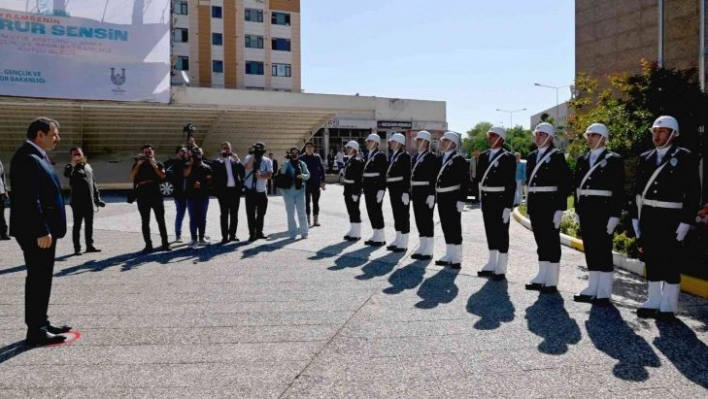 Şanlıurfa'ya atanan Vali Ayhan göreve başladı