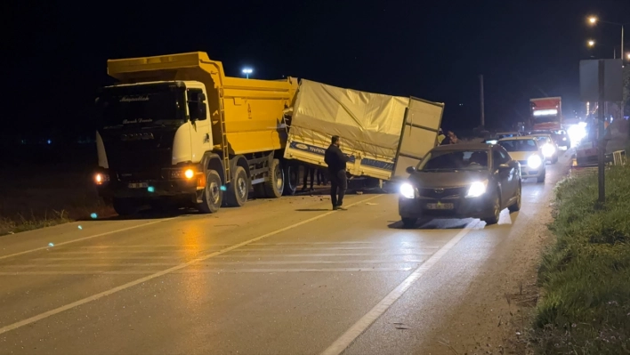 Şarampole düşen kamyonetin sürücüsü yaralandı