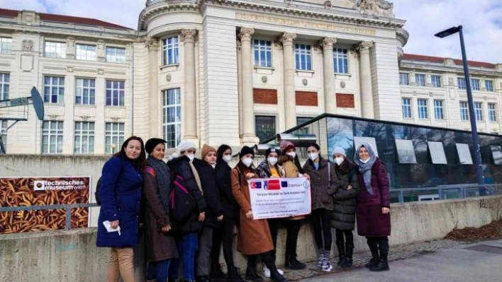 Sarıçam Mesleki ve Teknik Anadolu Lisesi Viyana'da