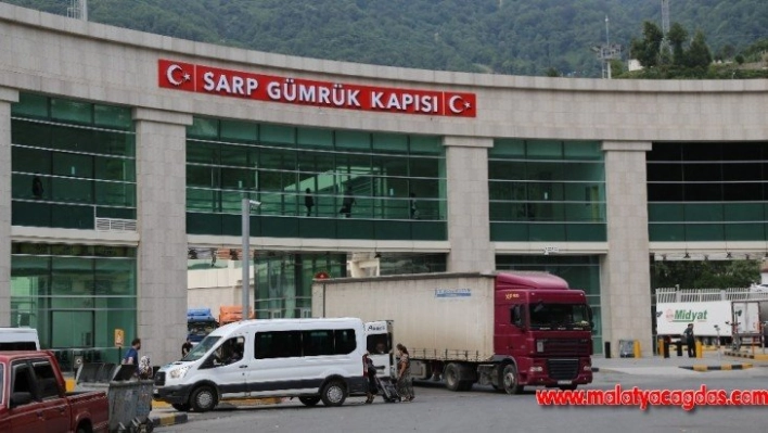 Sarp Sınır Kapısı'ndan 2019 yılında 6 milyon 796 bin 726 yolcu giriş-çıkış yaptı