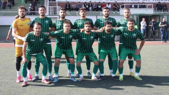 Şehitkamil Belediyespor yenilmezliğini sürdürdü