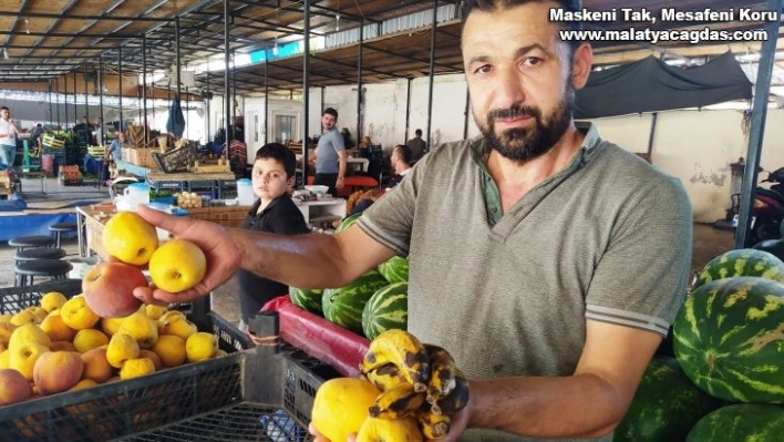 Sıcak hava ürünleri çürüttü, esnafı bunalttı