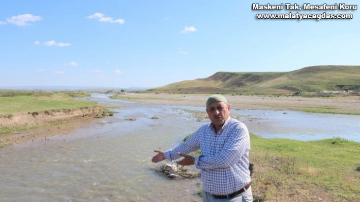 Sifon bozuldu 20 bin dönüm arazi susuz kaldı