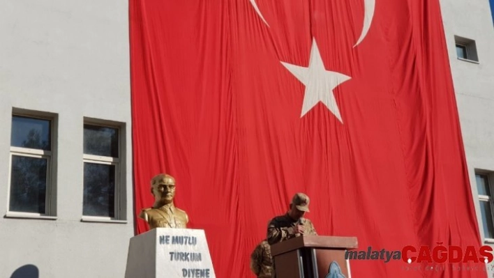 Siirt'te teröristlerin şehit ettiği 8 güvenlik korucusu, törenle anıldı