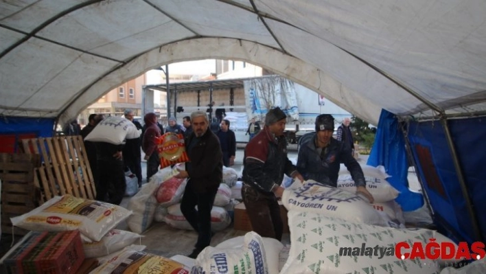 Sındırgı'dan İdlib'e yardım tırı