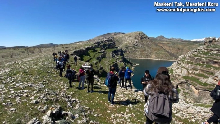 Sinema oyuncusu Yılmaz Güney anısına doğa yürüyüşü düzenlendi