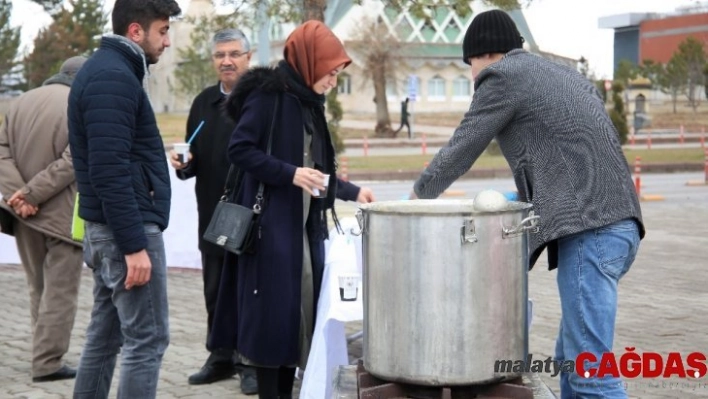 Sivas Belediyesinden öğrencilere çorba ikramı