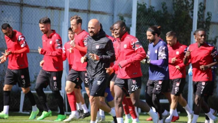 Sivasspor 3 puan parolasıyla hazırlanıyor