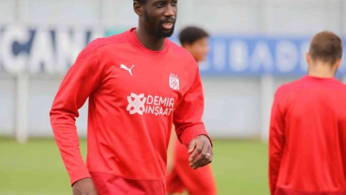 Sivasspor'a Konate ve Camara şoku!