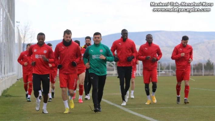 Sivasspor ara vermedi