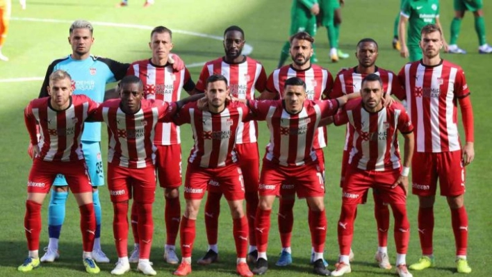 Sivasspor beraberlikte lider!