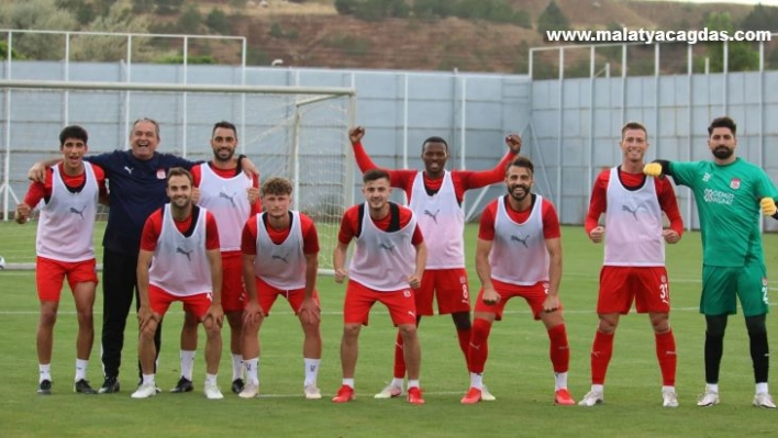 Sivasspor, Dinamo Batumi maçı hazırlıklarına başladı